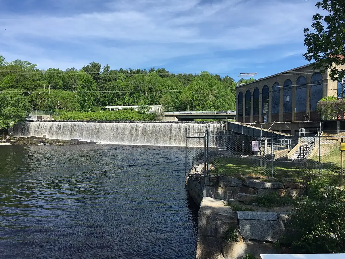Hydroelectric dam on the Salmon Falls River at the Maine border