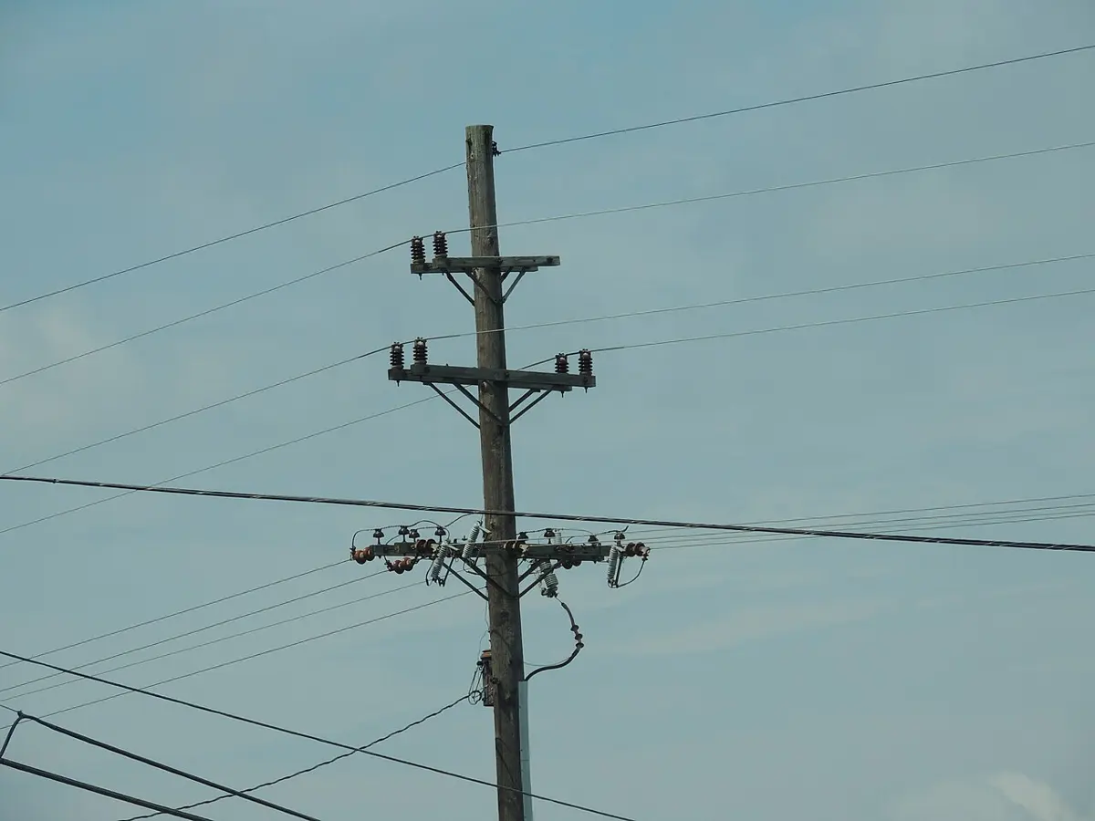 The old Denton to Williston transmission line crossing MD 404