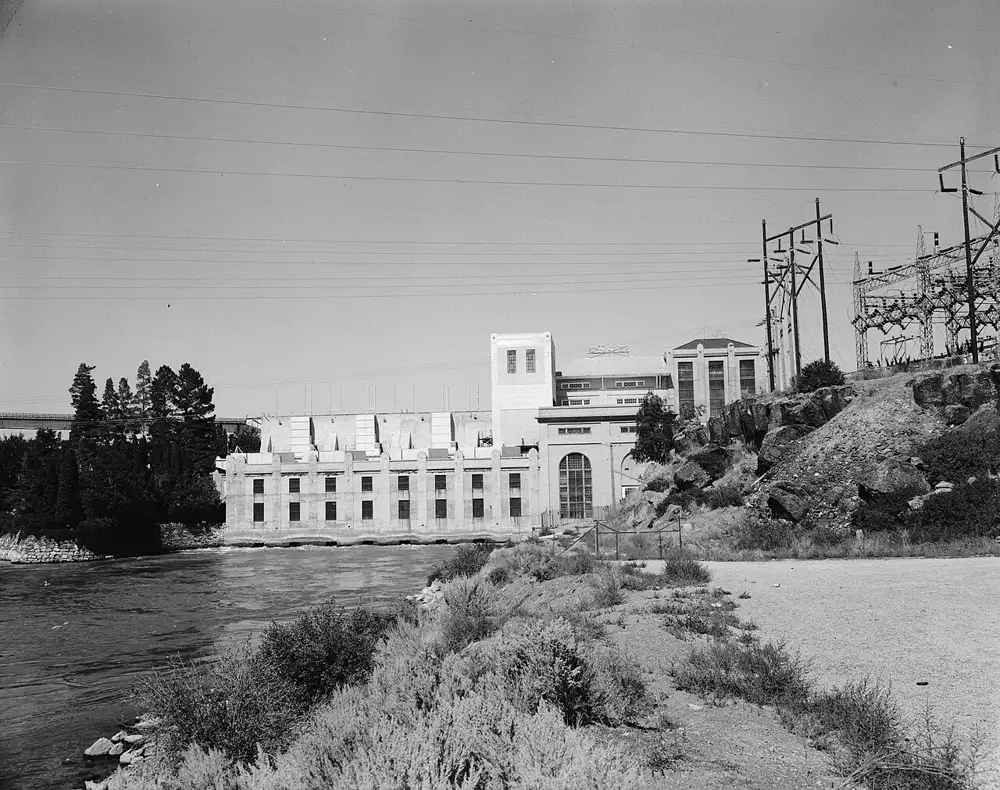 The East Shore Power Plant at the American Falls Dam of the Snake River, near American Falls, Idaho, United States