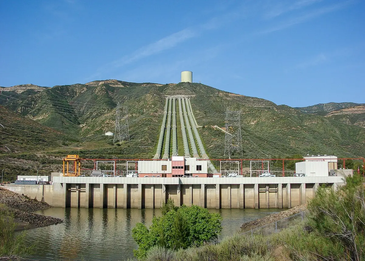 Castaic Power Plant hydroelectric pumped storage station in Los Angeles County, California