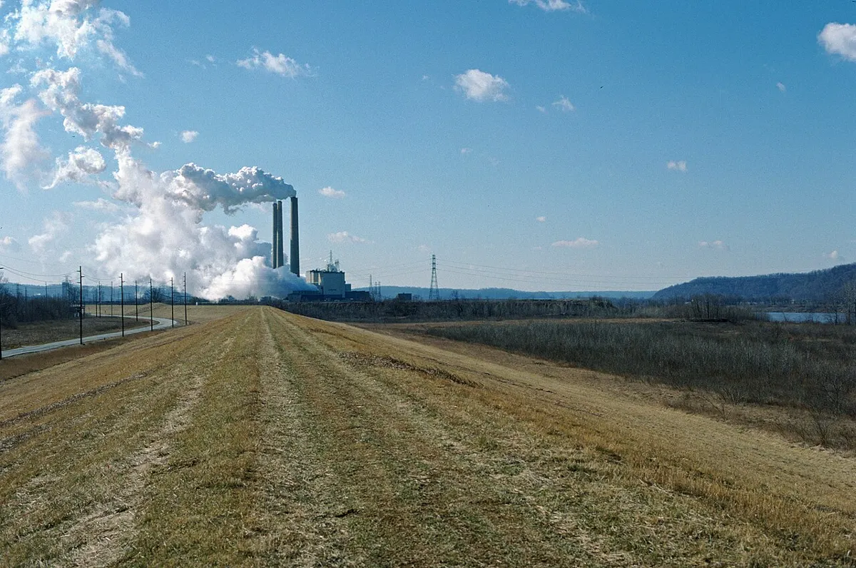 LG&E Mill Creek Generating Station on the Ohio River in Louisville, Kentucky