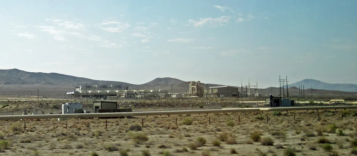 Geothermal power plant at Brady's Hot Springs, northwestern Nevada