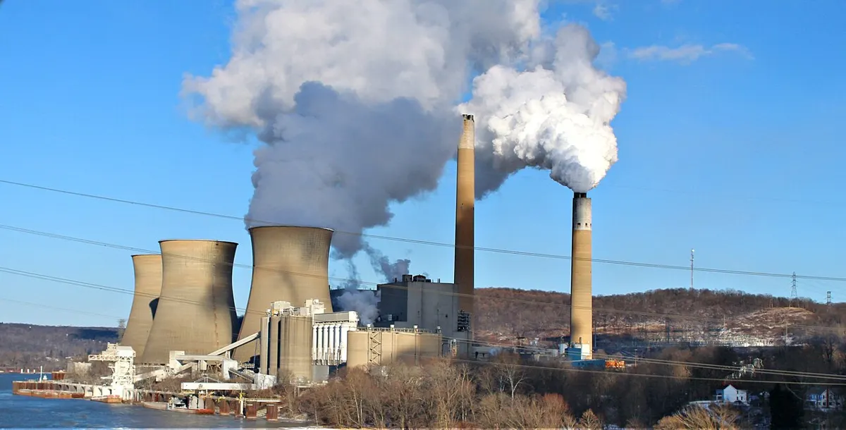 The Bruce Mansfield Power Plant on the Ohio River in Beaver County, Pennsylvania