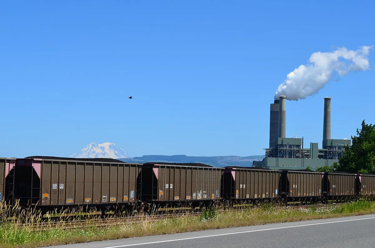 The Big Hanaford Power Station near Centralia, Washington in active operation with steam rising