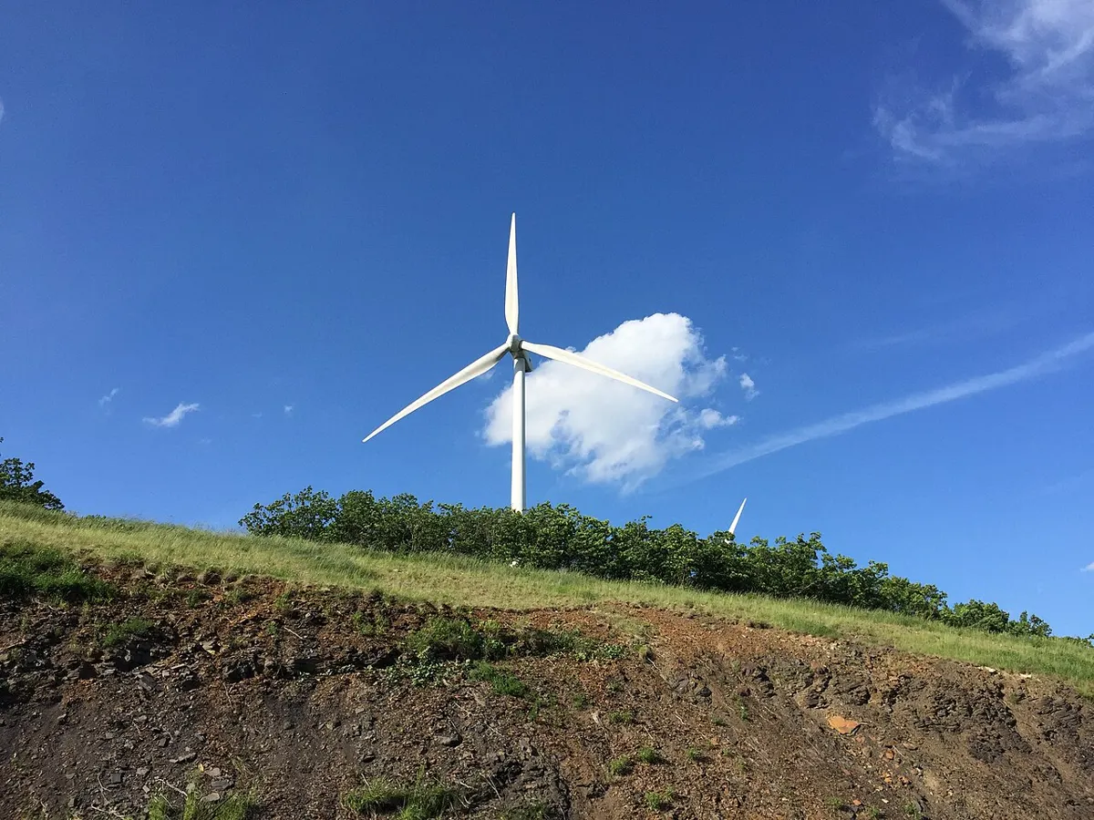 Wind turbine along the Allegheny Front near Bismarck in Grant County, West Virginia